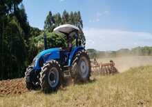 Tractoren met vierwielaandrijving Landini Brutus 75 