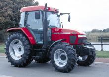 Tractoren met vierwielaandrijving Case IH CX 90 Basis