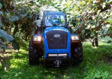 Tractoren met vierwielaandrijving BCS Eagle 85 RS SDT