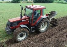 Tractoren met vierwielaandrijving Fiatagri F 140 DT