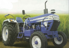 Tractoren met vierwielaandrijving Farmtrac Farmtrac 6045C