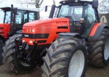 Tractoren met vierwielaandrijving SAME Iron 200 DCR