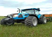 Tractoren met vierwielaandrijving Landini Landforce 130 