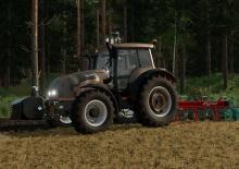 Tractoren met vierwielaandrijving Valtra M 150