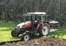 Tractoren met vierwielaandrijving Steyr M 952 Basis