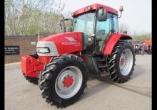 Tractoren met vierwielaandrijving McCormick MC 115