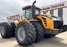 Tractoren met vierwielaandrijving Challenger MT955C