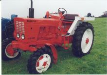 Tractoren met vierwielaandrijving Belarus MTZ-52