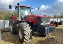 Tractoren met vierwielaandrijving Case IH MXM 230