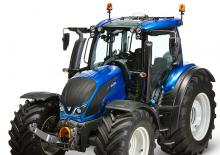 Tractoren met vierwielaandrijving Valtra N154ED SmartTouch