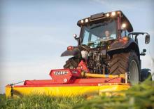Tractoren met vierwielaandrijving Valtra N 93