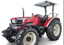 Tractoren met vierwielaandrijving Mahindra Novo 655 DI