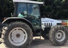 Tractoren met vierwielaandrijving Lamborghini Premium 1050 A