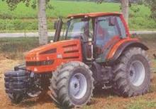 Tractoren met vierwielaandrijving SAME Rubin 180