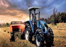 Tractoren met vierwielaandrijving Landini Super 100B 