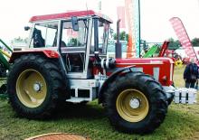 Tractoren met vierwielaandrijving Schlüter Super 1500 TVL A