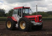 Tractoren met vierwielaandrijving Schlüter Super Trac 2200 TVL LS