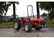Tractoren met vierwielaandrijving Carraro TGF 7400