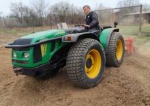 Tractoren met vierwielaandrijving Ferrari Thor 90 RS
