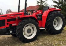 Tractoren met vierwielaandrijving Carraro Tigrone 5400 N
