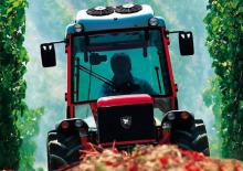 Tractoren met vierwielaandrijving Carraro TRH 9400