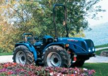 Tractoren met vierwielaandrijving BCS Valiant 400 AR