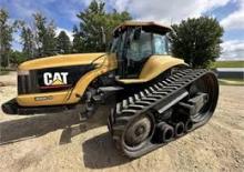 Tractors met rubberwielen Challenger 45