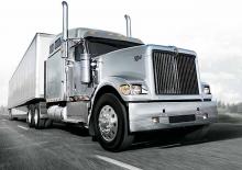 Trekkers International 9900i 124 Low-Roof Sleeper Cummins ISX15