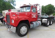 Trekkers Mack R-686ST T.M.C Type EM5-275 6x2