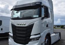 Trekkers Iveco S-WAY Artic AD440S34T/P