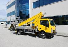 Telescoophoogwerkers op vrachtwagens Multitel MT 222 EX