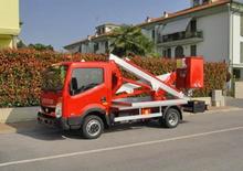 Telescoophoogwerkers op vrachtwagens Multitel MX 130