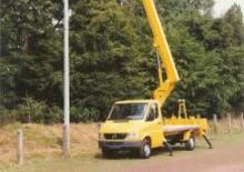Telescoophoogwerkers op vrachtwagens Ruthmann TL 180