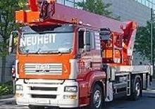 Telescoophoogwerkers op vrachtwagens WUMAG WT 370