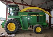 Veldhakselaars met tweewielaandrijving John Deere 6710