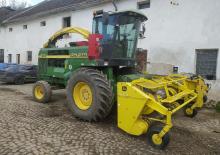 Veldhakselaars met tweewielaandrijving John Deere 6750