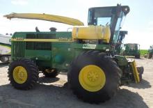 Veldhakselaars met tweewielaandrijving John Deere 6850