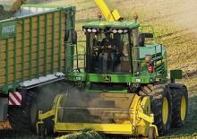 Veldhakselaars met tweewielaandrijving John Deere 7450