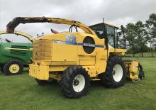 Veldhakselaars met tweewielaandrijving New Holland FX 40 XX 1C