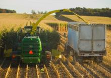 Veldhakselaars met vierwielaandrijving John Deere 7250