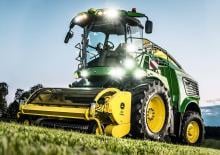 Veldhakselaars met vierwielaandrijving John Deere 9500 
