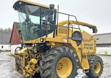 Veldhakselaars met vierwielaandrijving New Holland FX 38