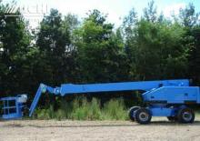 Telescoophoogwerkers op wielen Aichi SP21AJ