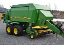 Vierkante-balenpersen John Deere 690