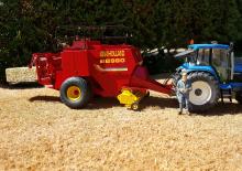 Vierkante-balenpersen New Holland BB 980