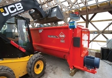 voermengwagens Kuhn Knight 3120