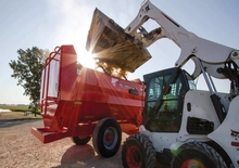 voermengwagens Kuhn RA 136