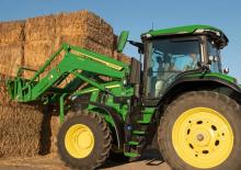 Voorladers John Deere 700M