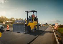 Walsen met rubberwielen Volvo PT125C 