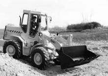 Wielladers MF Industrial MF 613